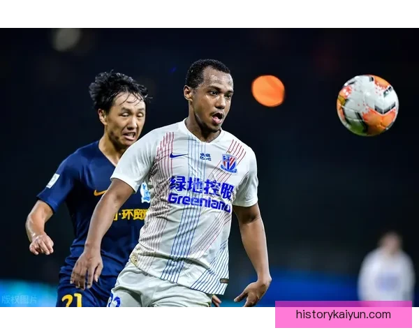 若昂·帕利尼娅近期表现稳健，防守数据持续提升升